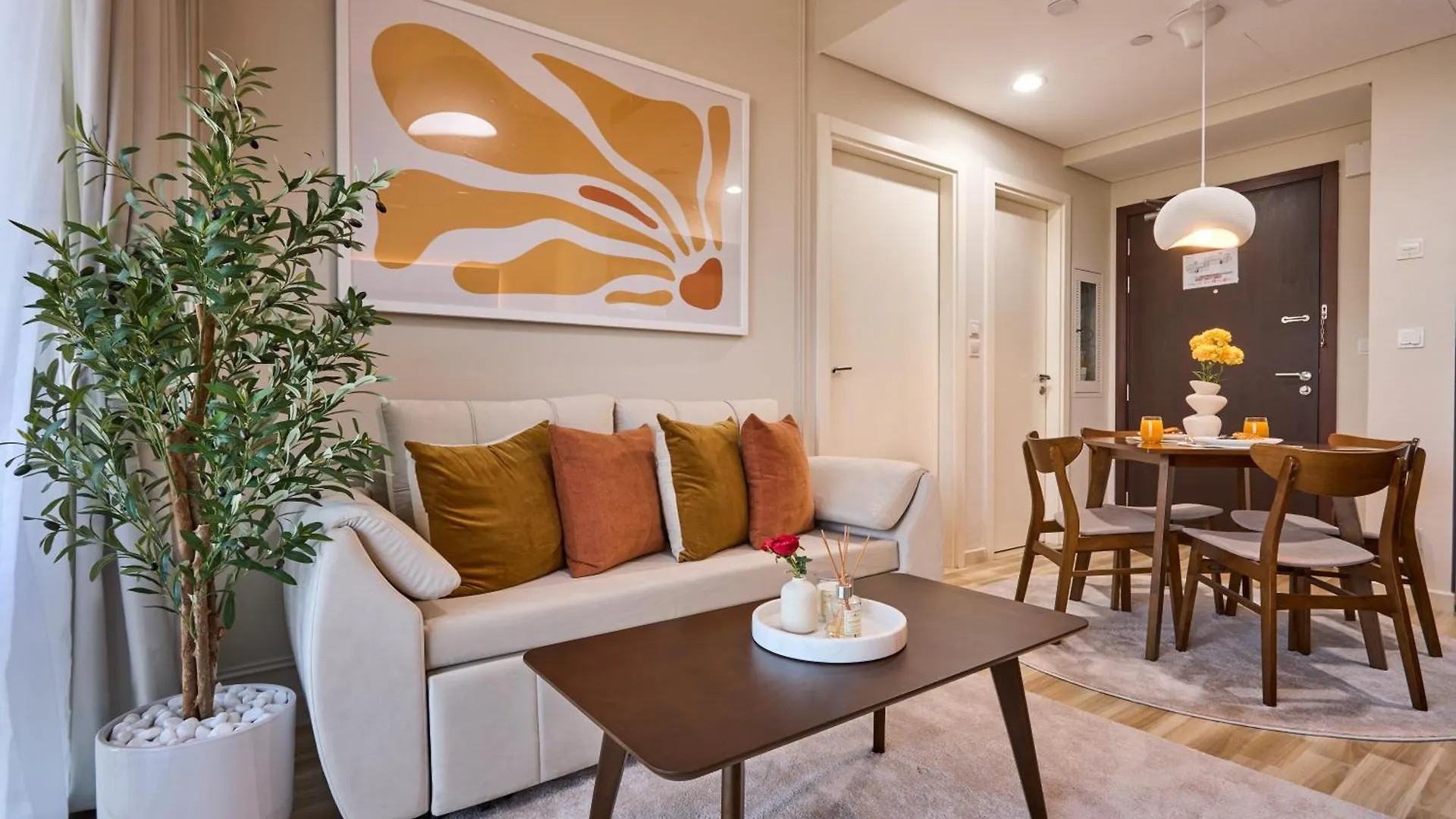 Modern High-Floor 1Br Apartment With Balcony, Pool Access & Golf Course View, Up To 4 Guests, By Stayfinity Dubai 0*,