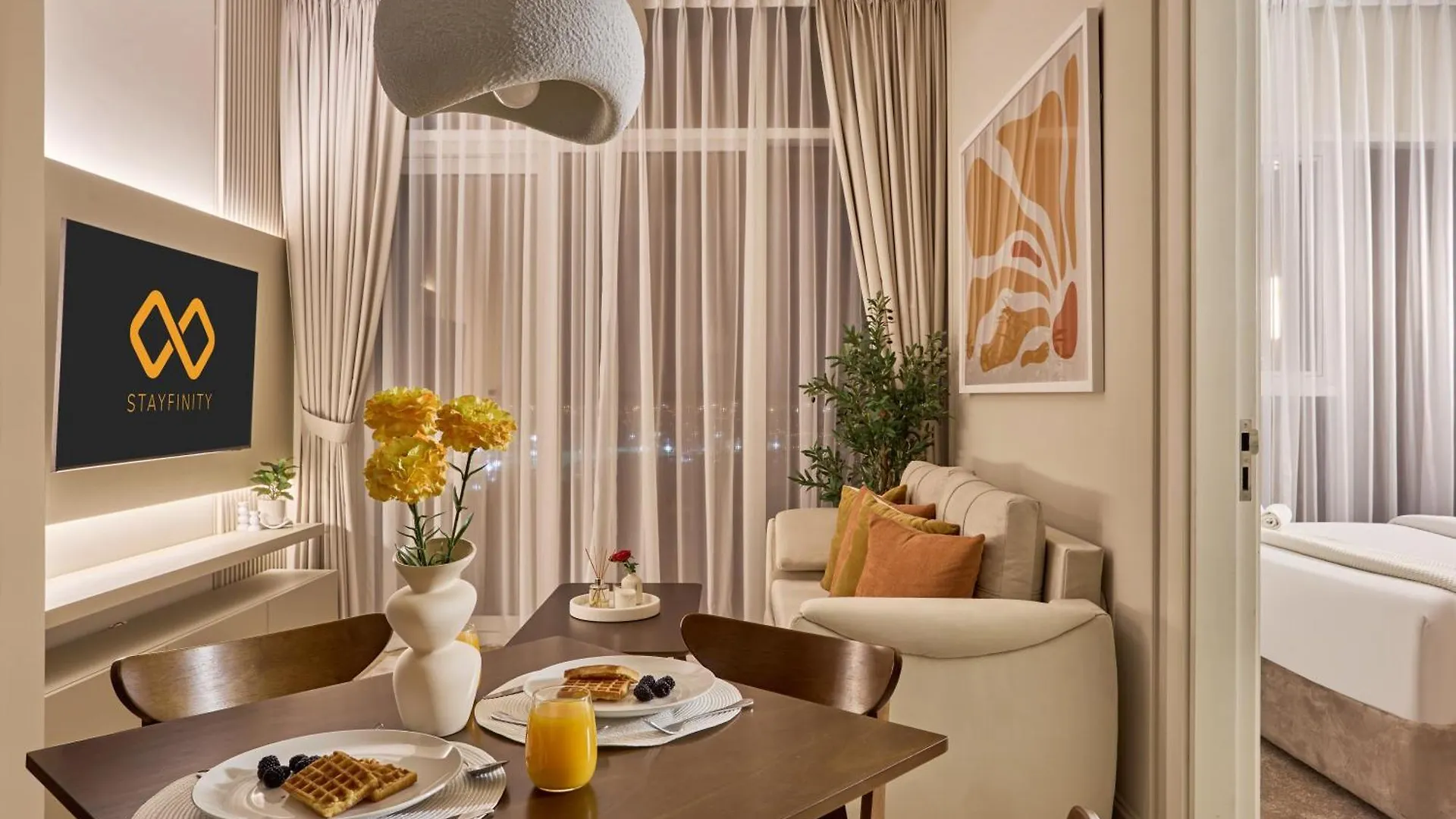 Modern High-Floor 1Br Apartment With Balcony, Pool Access & Golf Course View, Up To 4 Guests, By Stayfinity Dubai
